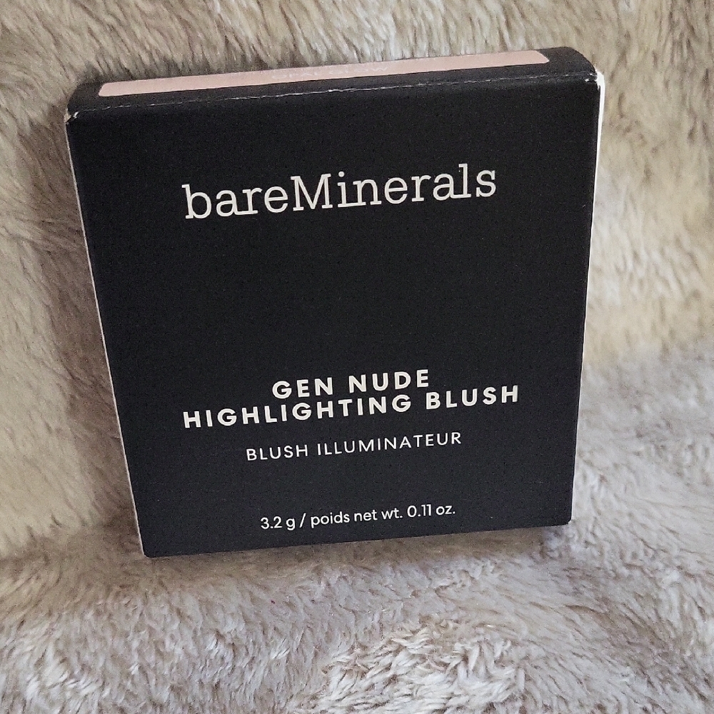 bareMinerals Gen Nude Blush Illuminator Never Used!